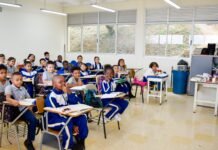 Estudiantes registrarán con fotografías la transformación de los colegios de Medellín renovados por la Alcaldía