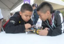 720 estudiantes de Medellín se formaron en habilidades digitales, robótica, inteligencia artificial y realidad virtual