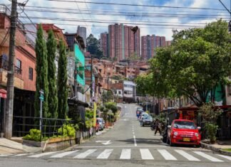 El Distrito socializó las propuestas de la revisión del POT de Medellín con sectores económicos, sociales y comunitarios