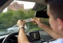En Arkadia el parqueadero ahora se paga sin filas en las máquinas y desde el carro gracias a Flypass