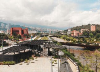 Medellín proyecta una nueva visión para sus corredores urbanos con un modelo centrado en la calidad de vida